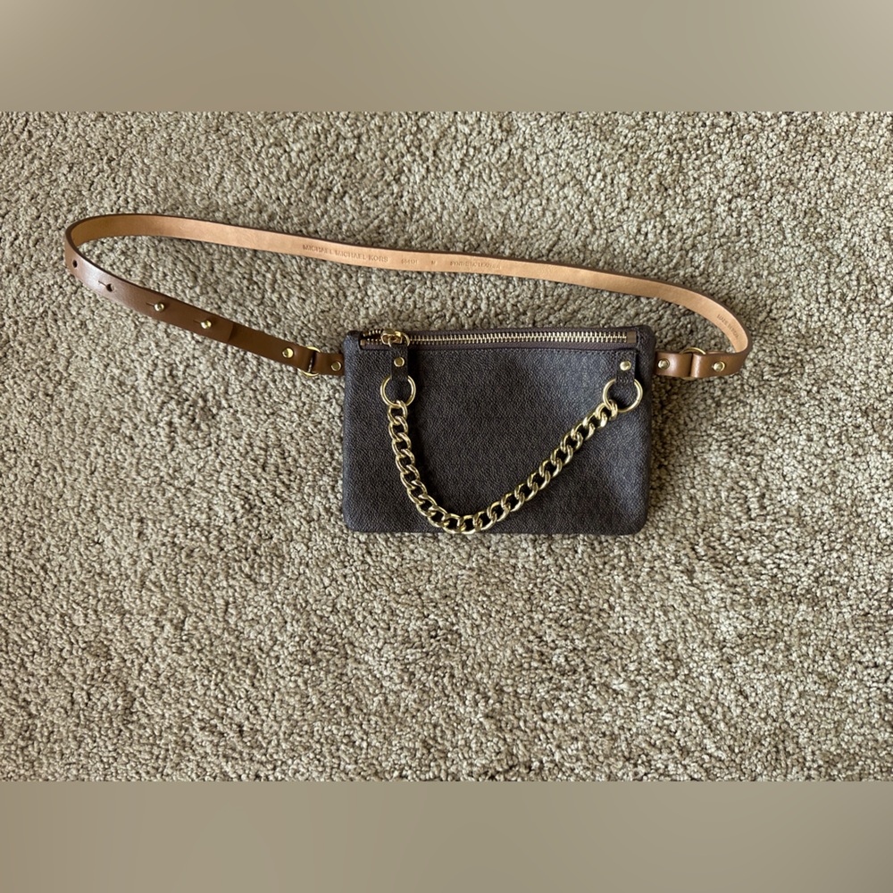 Michael Kors Fannie pak used once